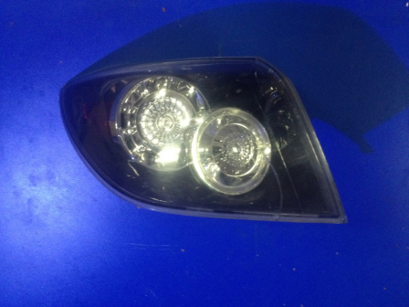 Фото Фонарь задний левый наружный Mazda 3 BK хэтчбек Sport (LED) 07-09г.
